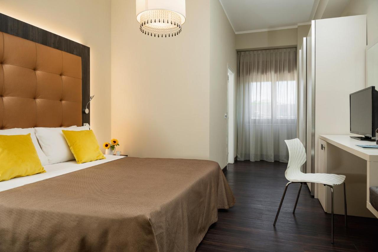 Hotel Lalla Beauty & Relax Cesenatico Exterior photo
