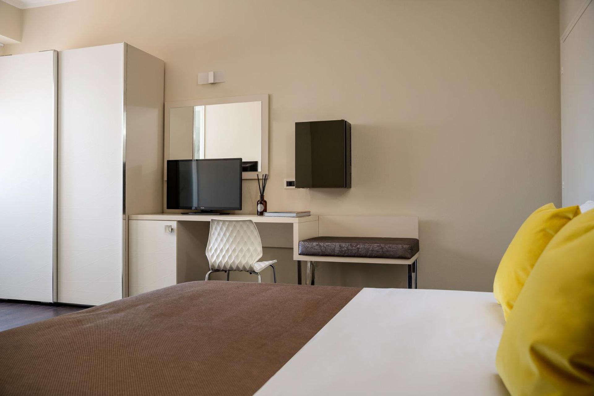 Hotel Lalla Beauty & Relax Cesenatico Exterior photo