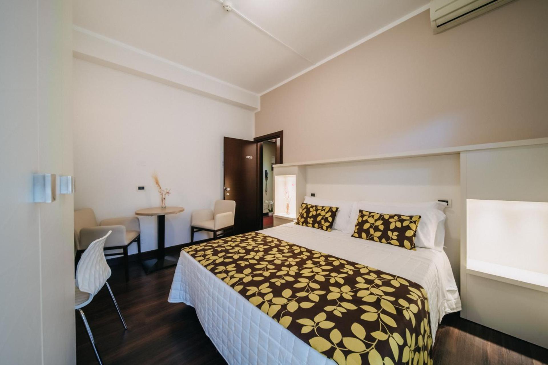 Hotel Lalla Beauty & Relax Cesenatico Exterior photo