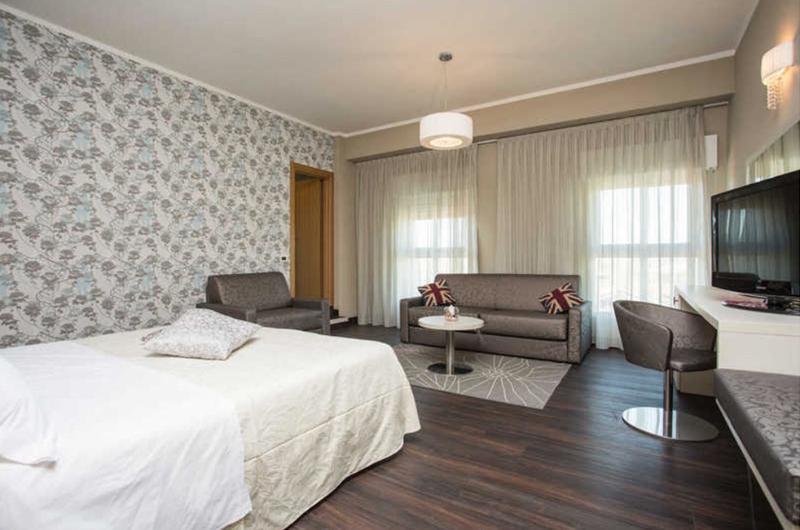 Hotel Lalla Beauty & Relax Cesenatico Exterior photo